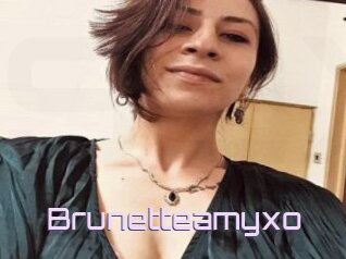 Brunetteamyxo