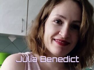Julia_Benedict