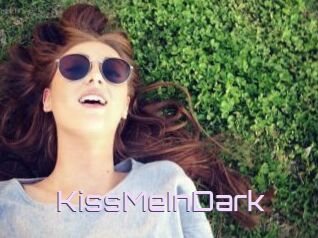 KissMeInDark