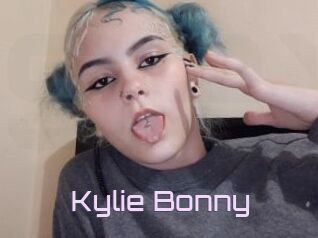Kylie_Bonny