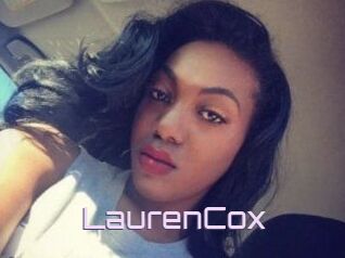 Lauren_Cox