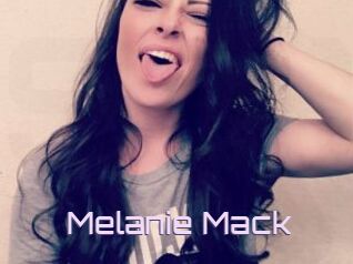 Melanie_Mack