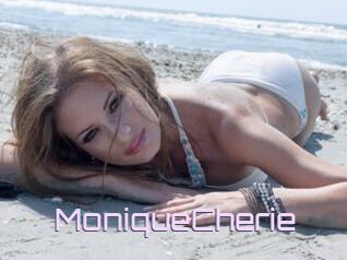 MoniqueCherie