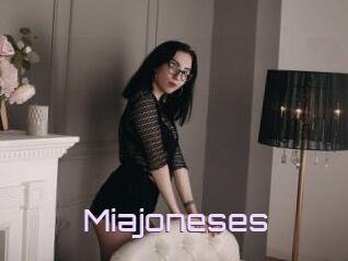 Miajoneses