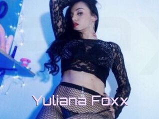 Yuliana_Foxx